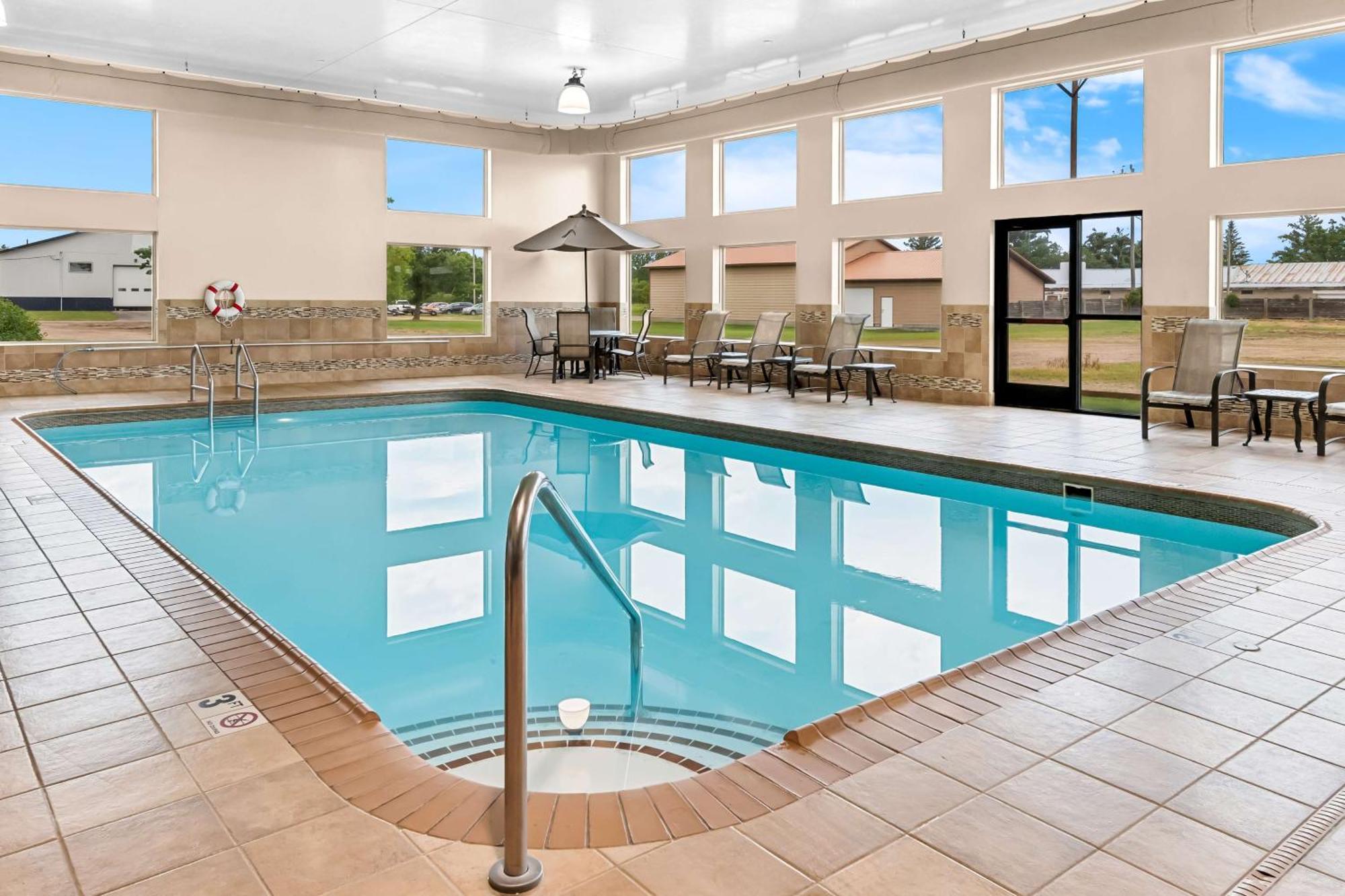 Heartland Inn & Suites, Surestay Collection By Best Western Park Rapids Esterno foto